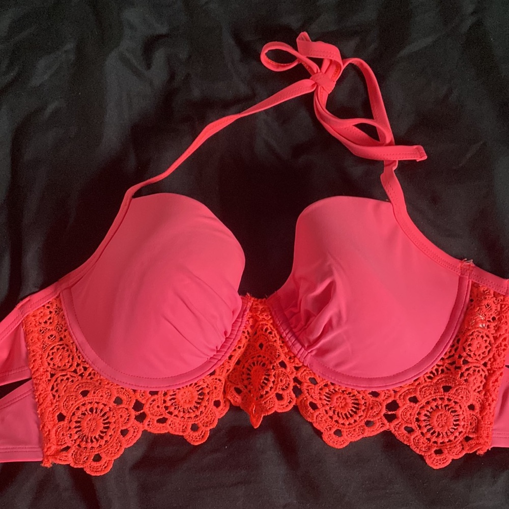 Bikini Set - Picture 2 of 7